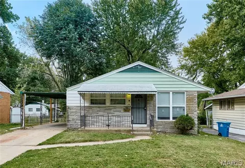 114 Monteith Cir, Saint Louis, MO 63137