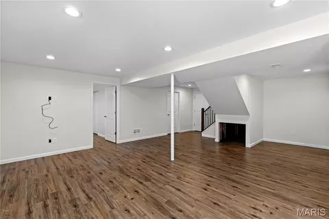 Living - 51 E Homefield Point Ct, O'fallon, MO 63366 photo 7 of 7