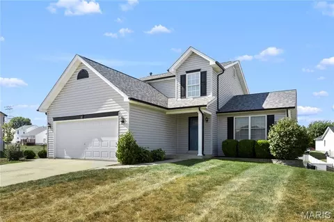 Exterior - 51 E Homefield Point Ct, O'fallon, MO 63366 photo 2 of 6