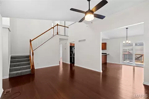 Living - 51 E Homefield Point Ct, O'fallon, MO 63366 photo 3 of 7