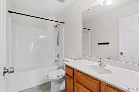 Bath - 51 E Homefield Point Ct, O'fallon, MO 63366 photo 2 of 3
