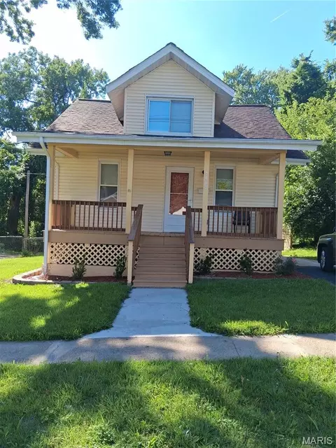 5465 Wilborn Dr, Jennings, MO 63136