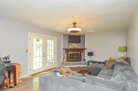 Living - 4044 Avery Ln, Bridgeton, MO 63044 photo 1 of 1