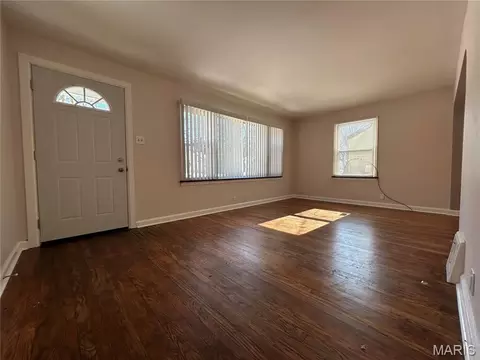 Living - 6325 Everett Dr, Saint Louis, MO 63134 photo 1 of 1