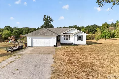 13757 Grouse Ln, Lebanon, MO 65536