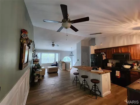 Entry Way - 3605 N Meadow Mill Dr, Arnold, MO 63010 photo 1 of 5