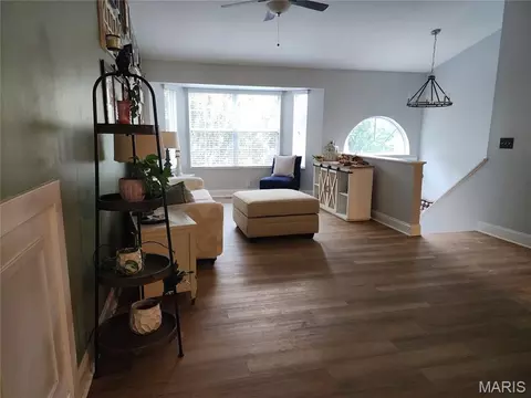 Living - 3605 N Meadow Mill Dr, Arnold, MO 63010 photo 2 of 4