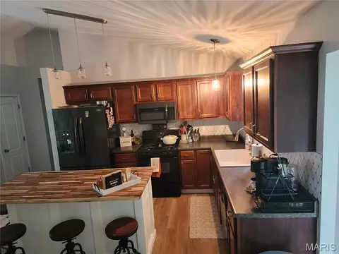 Kitchen - 3605 N Meadow Mill Dr, Arnold, MO 63010 photo 8 of 8