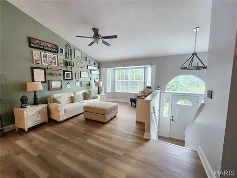 Entry Way - 3605 N Meadow Mill Dr, Arnold, MO 63010 photo 3 of 5