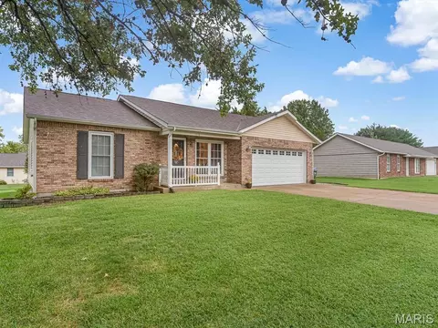 Exterior - 112 Jefferson, Waterloo, IL 62298 photo 3 of 5