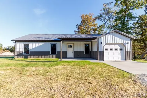 15564 Top Dr, Saint Robert, MO 65584