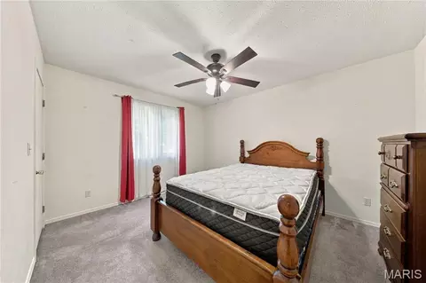 Bedroom - 300 Greentree Rd, Rolla, MO 65401 photo 4 of 4