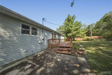 Exterior - 300 Greentree Rd, Rolla, MO 65401 photo 2 of 10