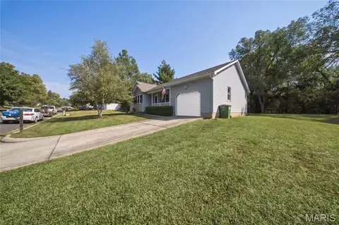 Exterior - 300 Greentree Rd, Rolla, MO 65401 photo 9 of 10