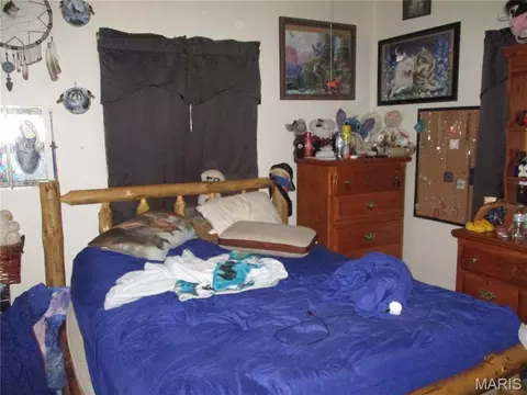 Bedroom - 522 E Main St, Sparta, IL 62286 photo 4 of 4