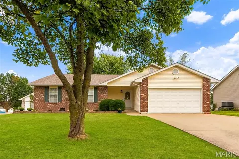 1005 Southway Dr, Bowling Green, MO 63334
