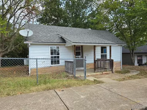 320 Meadow St, Park Hills, MO 63601
