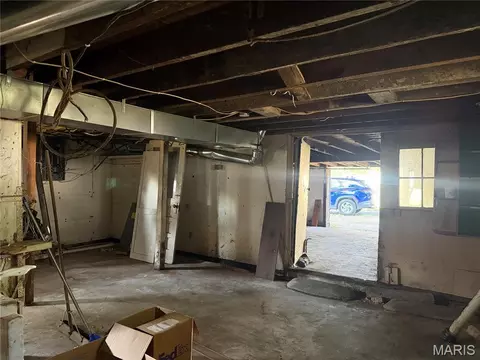 Entry Way - 806 Buford Blvd, Fredericktown, MO 63645 photo 3 of 3