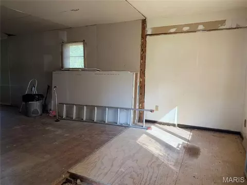 Living - 806 Buford Blvd, Fredericktown, MO 63645 photo 1 of 3