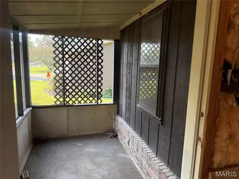 Exterior - 806 Buford Blvd, Fredericktown, MO 63645 photo 3 of 8
