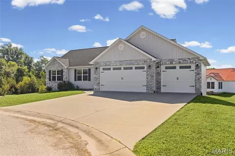 Exterior - 866 Pebble Beach Ct, Union, MO 63084 photo 6 of 6