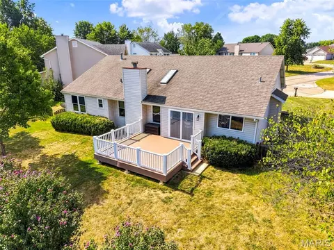 Exterior - 7 Town Cryer Ct, O'fallon, MO 63366 photo 6 of 10