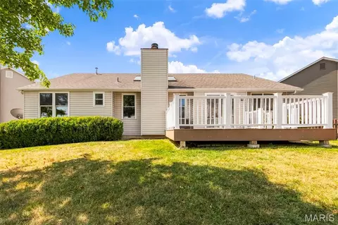Exterior - 7 Town Cryer Ct, O'fallon, MO 63366 photo 7 of 10