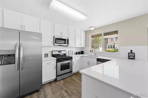Kitchen - 7 Town Cryer Ct, O'fallon, MO 63366 photo 1 of 6