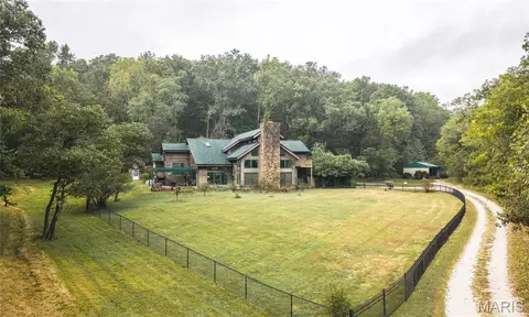 16800 State Route T, Newburg, MO 65550