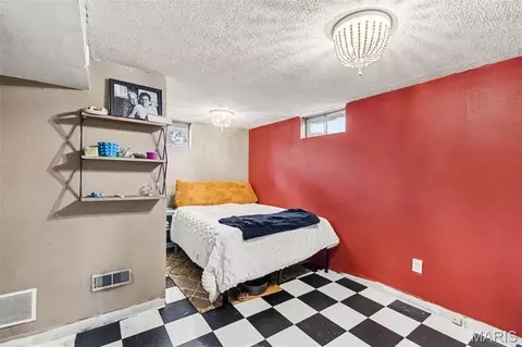 Bedroom - 661 Sun Vly N, Arnold, MO 63010 photo 6 of 6
