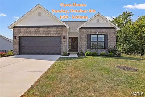 212 Grand Vista Ct, Edwardsville, IL 62025