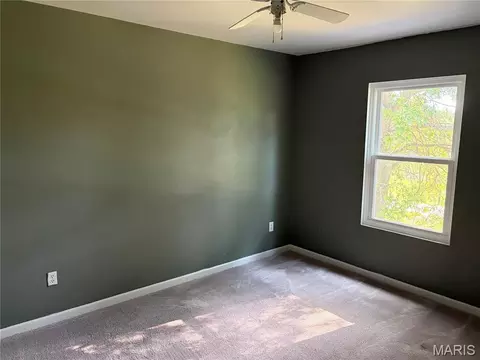 Bedroom - 2161 Young Rd, Pacific, MO 63069 photo 3 of 3