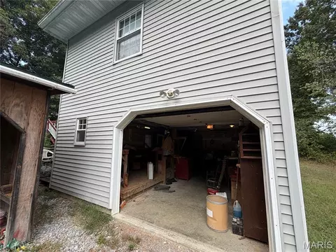 Other - 7572 State Route 161 Ext, Iuka, IL 62849 photo 2 of 11