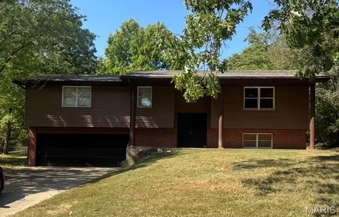 1953 Carolina Ln, Cape Girardeau, MO 63701