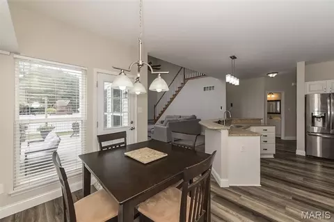 Dining - 472 Brookhaven Ct, O'fallon, MO 63368 photo 2 of 2