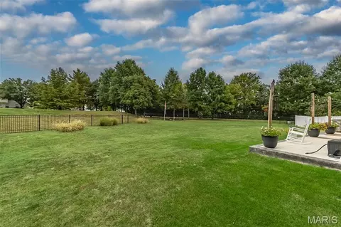 Exterior - 472 Brookhaven Ct, O'fallon, MO 63368 photo 7 of 8