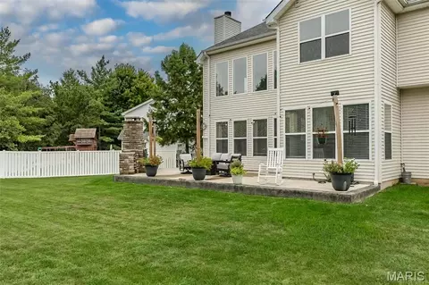 Exterior - 472 Brookhaven Ct, O'fallon, MO 63368 photo 6 of 8