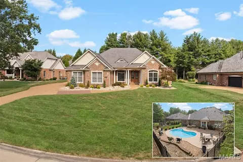 1205 S Oxfordshire Ln, Edwardsville, IL 62025