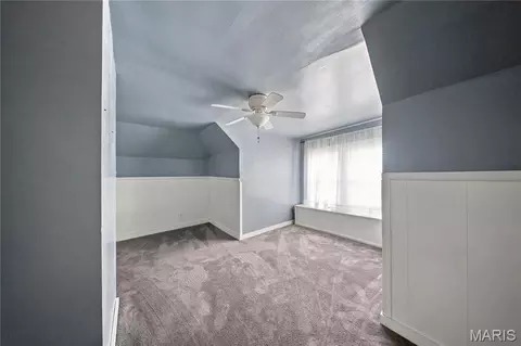 Bedroom - 807 E 4th St, Salem, MO 65560 photo 5 of 6