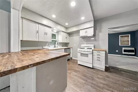 Other - 807 E 4th St, Salem, MO 65560 photo 5 of 12