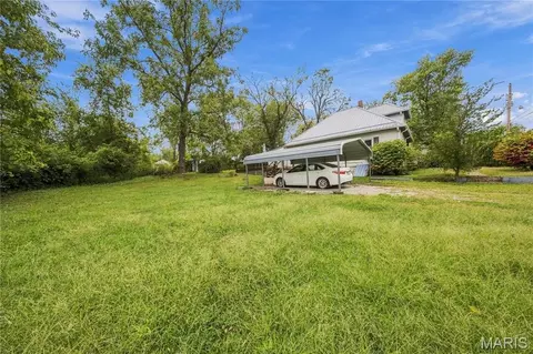 Exterior - 807 E 4th St, Salem, MO 65560 photo 11 of 13