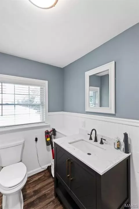 Bath - 115 George St, Sullivan, MO 63080 photo 1 of 4