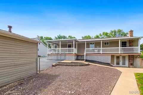 Exterior - 115 George St, Sullivan, MO 63080 photo 5 of 7