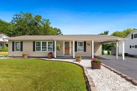 Exterior - 115 George St, Sullivan, MO 63080 photo 1 of 7
