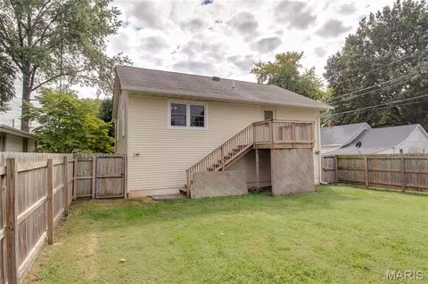 Exterior - 409 E Teak St, Thayer, IL 62689 photo 8 of 12