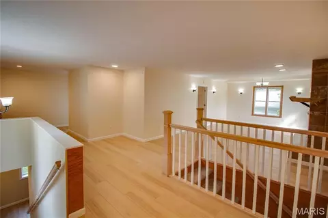 Entry Way - 409 E Teak St, Thayer, IL 62689 photo 5 of 8