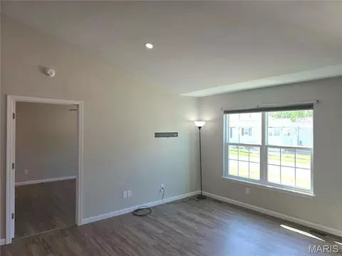 Living - 34 S Olive St, Sullivan, MO 63080 photo 2 of 2