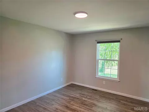 Bedroom - 34 S Olive St, Sullivan, MO 63080 photo 3 of 4
