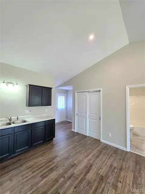 Entry Way - 34 S Olive St, Sullivan, MO 63080 photo 1 of 2