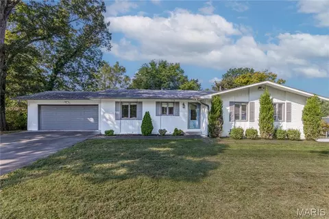 Exterior - 1107 S Shawnee Blvd, Jackson, MO 63755 photo 3 of 4